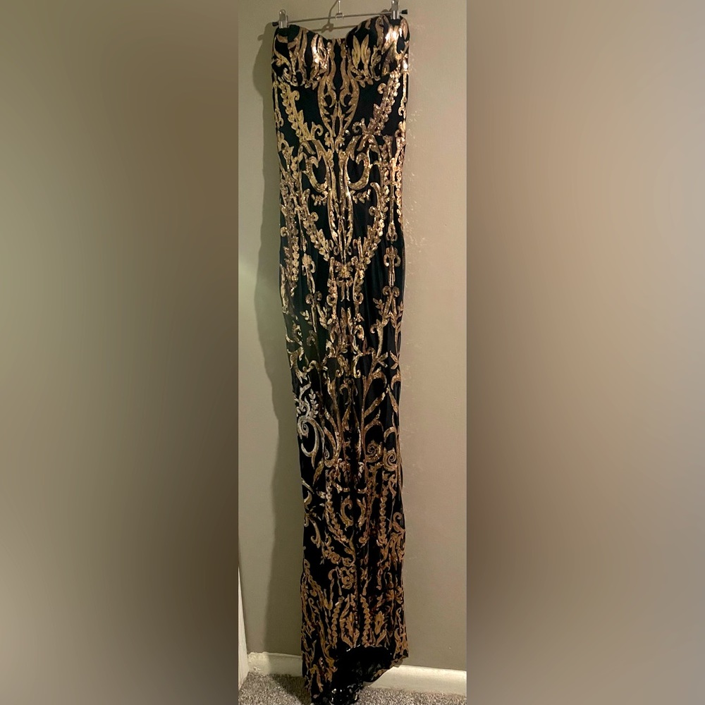 Yissang Full Paisley Sequin Maxi Dress Formal Sleeveless Ball Gown Romantic Sz L